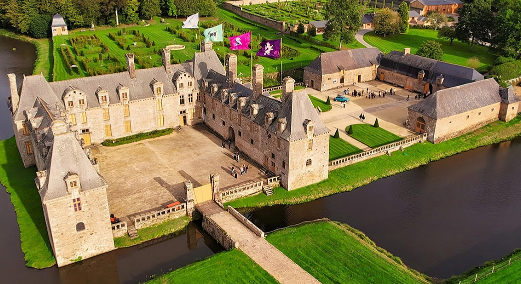 Exterieurs__0002_Chateau-drone-4